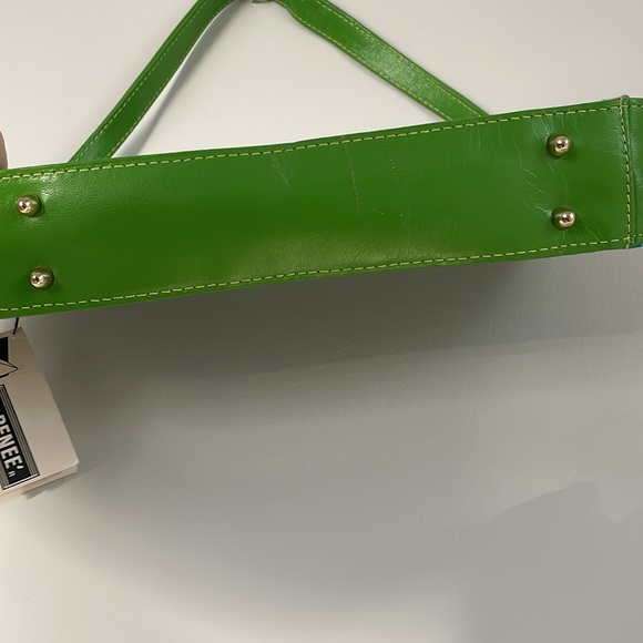 J Renee NWT purse. Scratched on the bottom see picture. - Picture 6 of 10